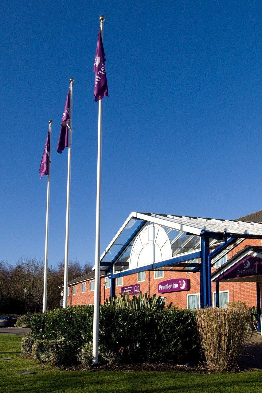 Premier Inn Понтипул Екстериор снимка
